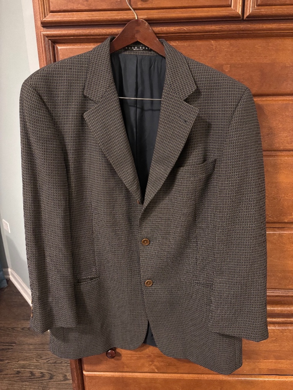 Vintage Hugo Boss Sport Coat Mens 42R 100% Virgin Wool Check Blazer Made Germany